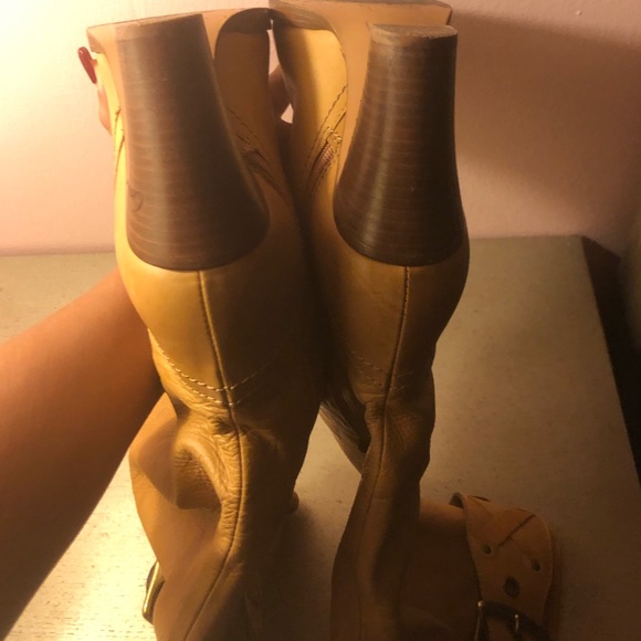 Sold! Coach Meadow Knee-High Boots Size:7 - Picture 2 of 4